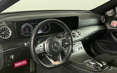 Mercedes-Benz E-Класс, 2019 год, 3 099 000 рублей, 12 фотография