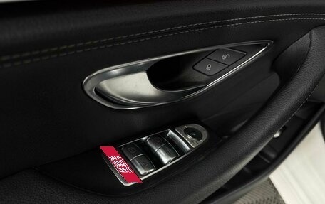 Mercedes-Benz E-Класс, 2019 год, 3 099 000 рублей, 30 фотография