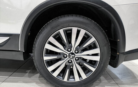 Mitsubishi Outlander III рестайлинг 3, 2019 год, 2 570 000 рублей, 22 фотография