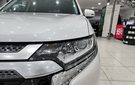 Mitsubishi Outlander III рестайлинг 3, 2019 год, 2 570 000 рублей, 21 фотография