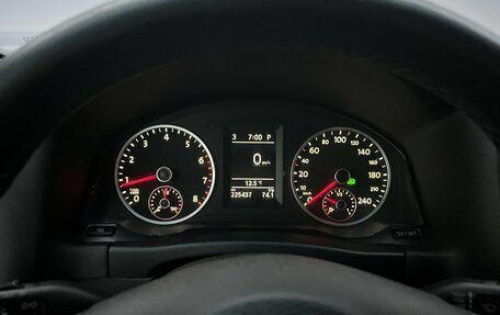 Volkswagen Tiguan I, 2010 год, 1 067 000 рублей, 19 фотография