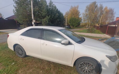 Toyota Camry, 2013 год, 900 000 рублей, 2 фотография