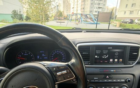 KIA Sportage IV рестайлинг, 2020 год, 2 500 000 рублей, 16 фотография