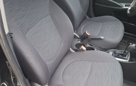 Hyundai Solaris II рестайлинг, 2015 год, 940 000 рублей, 18 фотография