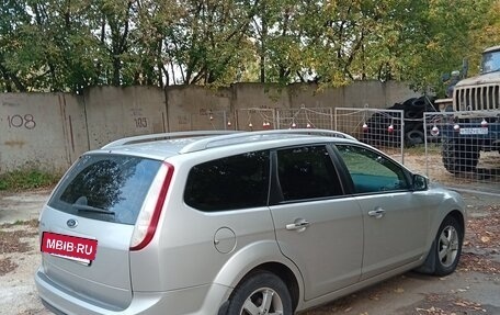 Ford Focus II рестайлинг, 2010 год, 790 000 рублей, 3 фотография