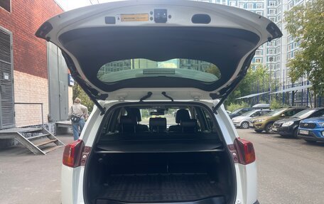 Toyota RAV4, 2013 год, 1 850 000 рублей, 14 фотография