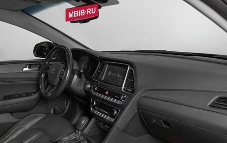Hyundai Sonata VII, 2019 год, 1 790 000 рублей, 7 фотография