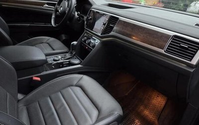 Volkswagen Teramont I, 2019 год, 4 500 000 рублей, 1 фотография