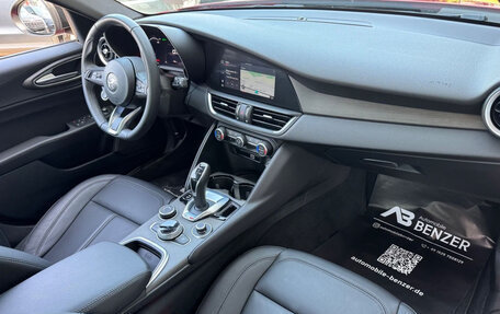 Alfa Romeo Giulia II, 2023 год, 5 970 000 рублей, 13 фотография
