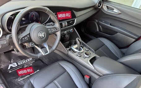 Alfa Romeo Giulia II, 2023 год, 5 970 000 рублей, 17 фотография
