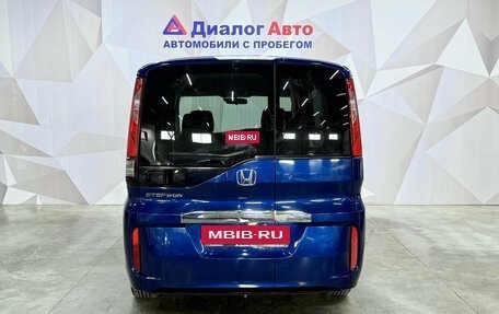 Honda Stepwgn IV, 2016 год, 1 300 000 рублей, 6 фотография