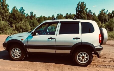 Chevrolet Niva I рестайлинг, 2006 год, 320 000 рублей, 2 фотография