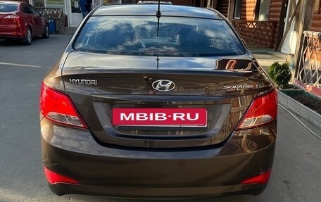 Hyundai Solaris II рестайлинг, 2015 год, 1 050 000 рублей, 5 фотография