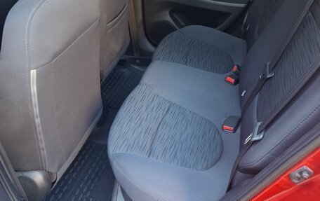Hyundai Solaris II рестайлинг, 2016 год, 1 150 000 рублей, 12 фотография