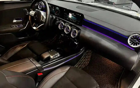 Mercedes-Benz CLA, 2022 год, 2 610 002 рублей, 13 фотография