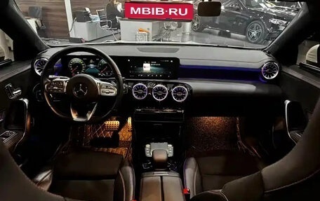 Mercedes-Benz CLA, 2022 год, 2 610 002 рублей, 10 фотография