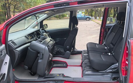 Toyota ISis I, 2012 год, 1 300 000 рублей, 11 фотография