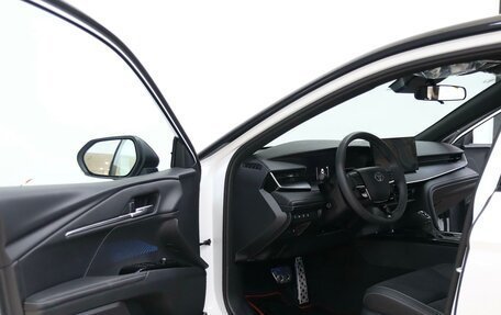 Toyota Camry, 2026 год, 4 300 000 рублей, 7 фотография