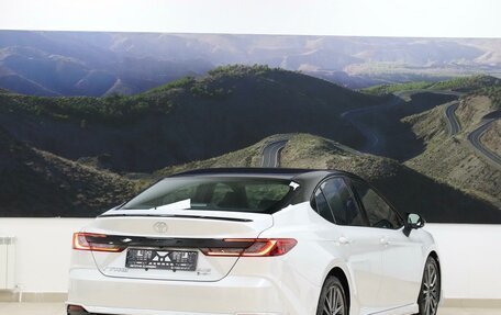 Toyota Camry, 2026 год, 4 300 000 рублей, 4 фотография