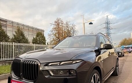 BMW X7, 2023 год, 13 500 000 рублей, 4 фотография