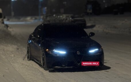 Alfa Romeo Giulia II, 2018 год, 2 500 000 рублей, 6 фотография
