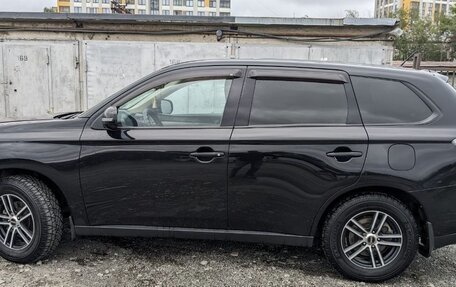 Mitsubishi Outlander III рестайлинг 3, 2012 год, 1 290 000 рублей, 4 фотография