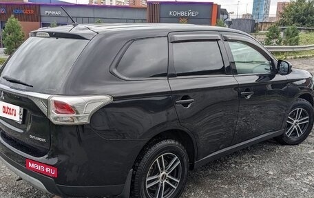 Mitsubishi Outlander III рестайлинг 3, 2012 год, 1 290 000 рублей, 5 фотография