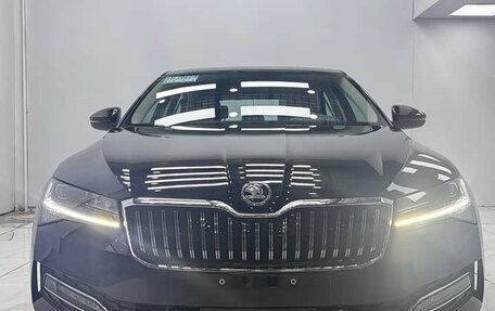 Skoda Superb III рестайлинг, 2023 год, 1 850 000 рублей, 7 фотография