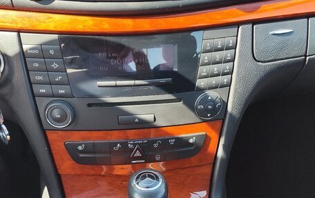 Mercedes-Benz E-Класс, 2007 год, 1 100 000 рублей, 8 фотография