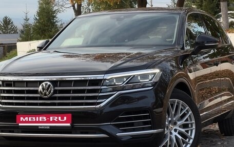 Volkswagen Touareg III, 2019 год, 5 450 000 рублей, 3 фотография
