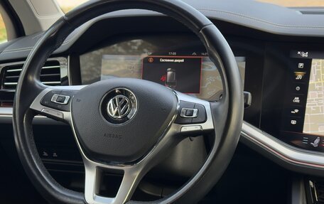 Volkswagen Touareg III, 2019 год, 5 450 000 рублей, 15 фотография