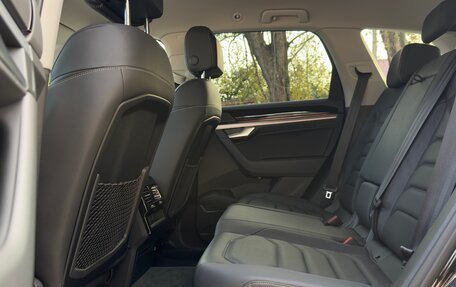 Volkswagen Touareg III, 2019 год, 5 450 000 рублей, 14 фотография