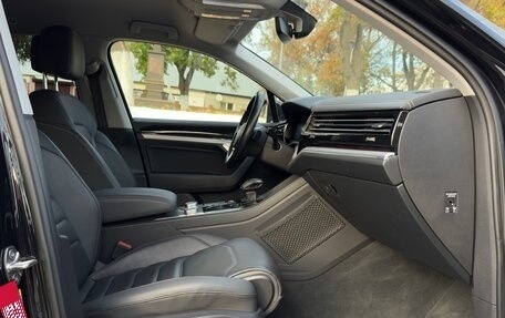 Volkswagen Touareg III, 2019 год, 5 450 000 рублей, 22 фотография