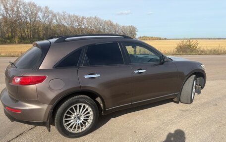 Infiniti FX I, 2004 год, 700 000 рублей, 7 фотография