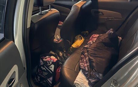 Chevrolet Cruze II, 2010 год, 520 000 рублей, 9 фотография