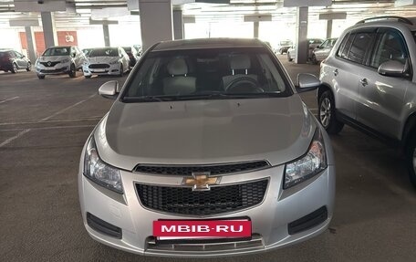 Chevrolet Cruze II, 2010 год, 520 000 рублей, 2 фотография