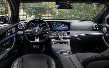 Mercedes-Benz E-Класс, 2021 год, 6 449 000 рублей, 12 фотография