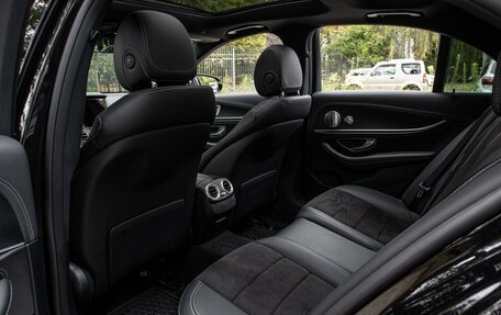 Mercedes-Benz E-Класс, 2021 год, 6 449 000 рублей, 17 фотография