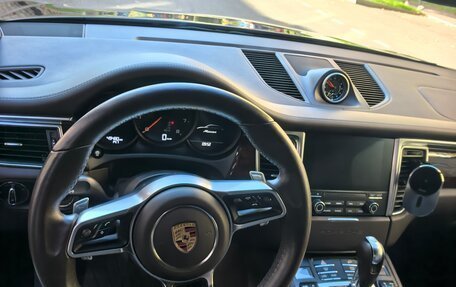 Porsche Macan I рестайлинг, 2016 год, 4 500 000 рублей, 9 фотография
