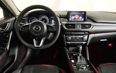 Mazda 6, 2016 год, 1 681 000 рублей, 20 фотография