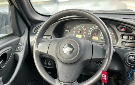 Chevrolet Niva I рестайлинг, 2017 год, 689 000 рублей, 18 фотография