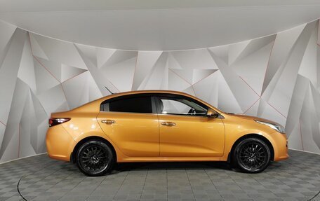KIA Rio IV, 2017 год, 1 385 000 рублей, 6 фотография