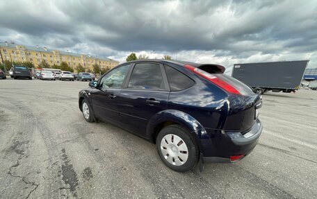 Ford Focus II рестайлинг, 2005 год, 325 000 рублей, 2 фотография