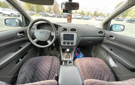 Ford Focus II рестайлинг, 2005 год, 325 000 рублей, 15 фотография