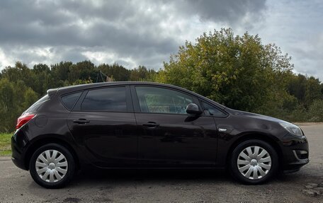 Opel Astra J, 2013 год, 670 000 рублей, 3 фотография