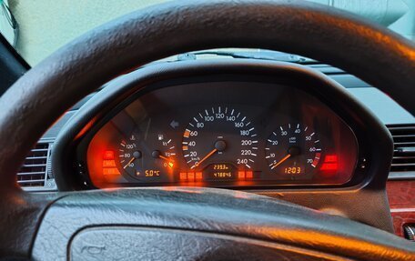 Mercedes-Benz C-Класс, 1998 год, 260 000 рублей, 15 фотография
