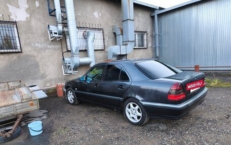 Mercedes-Benz C-Класс, 1998 год, 260 000 рублей, 2 фотография