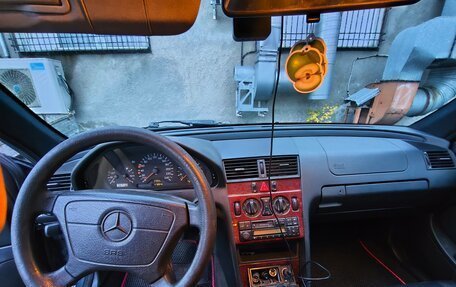 Mercedes-Benz C-Класс, 1998 год, 260 000 рублей, 16 фотография