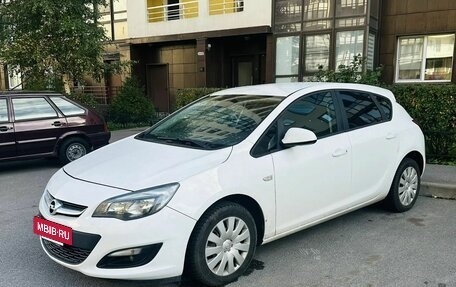 Opel Astra J, 2014 год, 800 000 рублей, 2 фотография