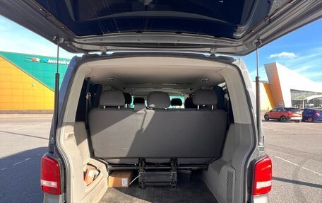 Volkswagen Caravelle T5, 2010 год, 1 300 000 рублей, 10 фотография